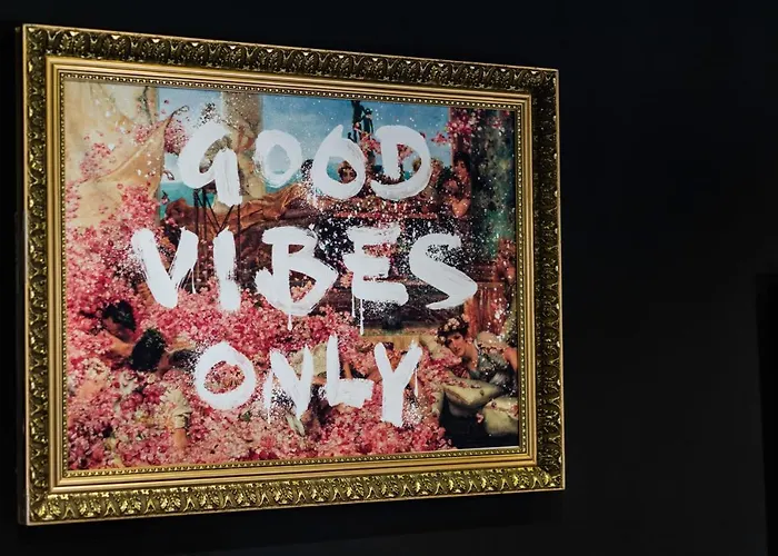 Lam Black - Ac - Balcony