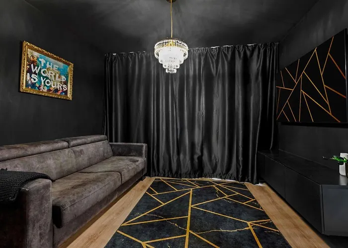 Lam Black - Ac - Balcony